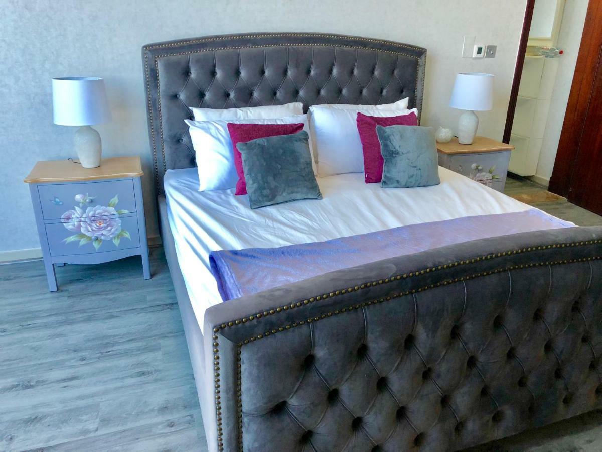 Residential Private Apartment With Fabulous Sea & Mangrove View - Al Reem Island - 1106 Abu Dhabi Buitenkant foto